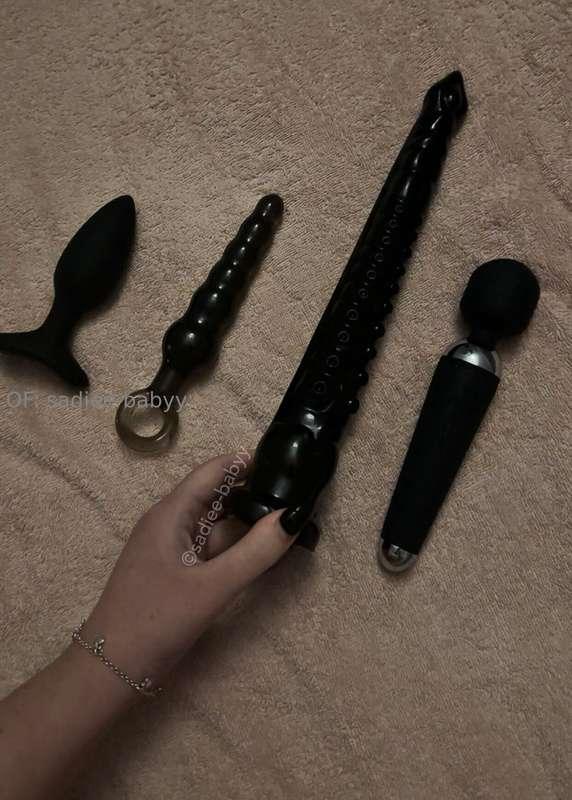 Want to unlock daily NSFW content? Over 3800 pics+vids for $..