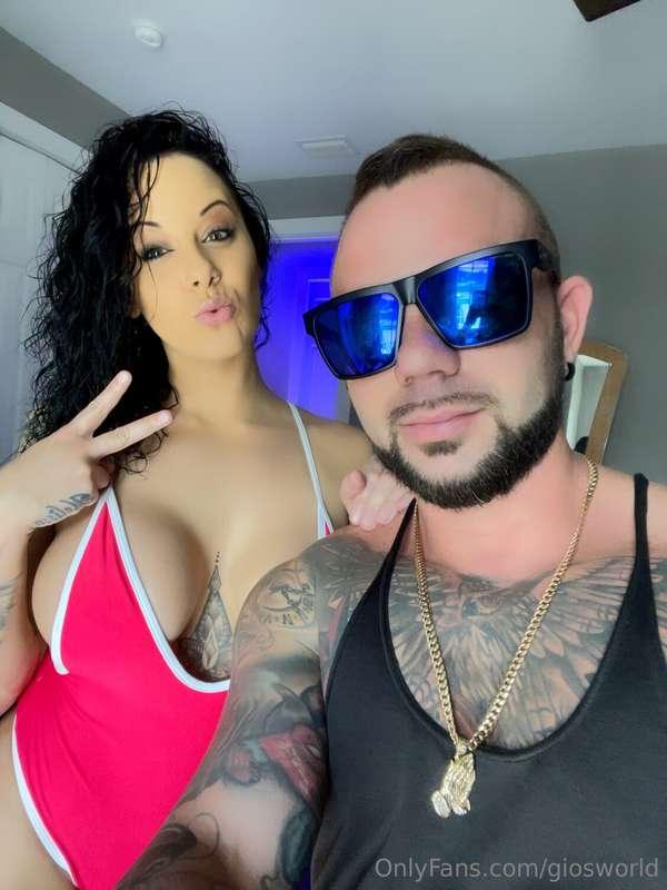 Pool day with main squeeze @gionlexinoppv