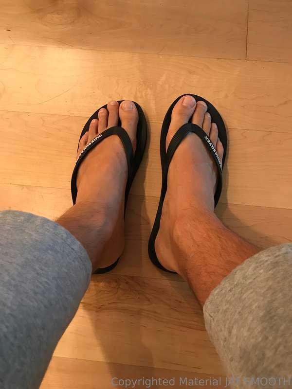 Do you like wearing flip flops? 