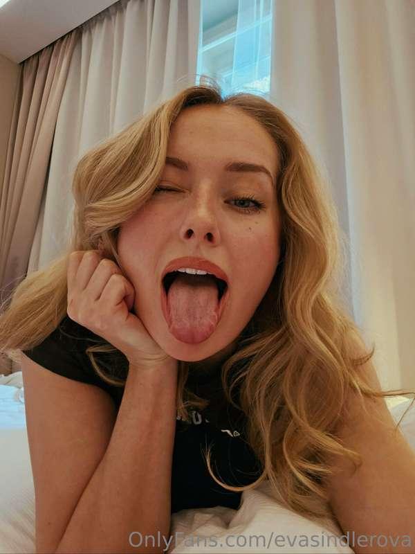 😋😋