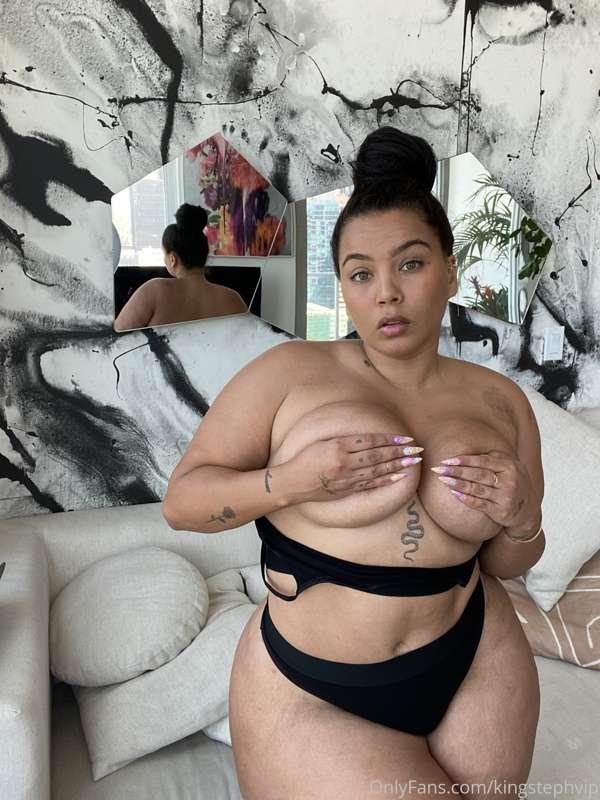 Tip me 10$ to receive 200$ Worth of content + a free cock ra..