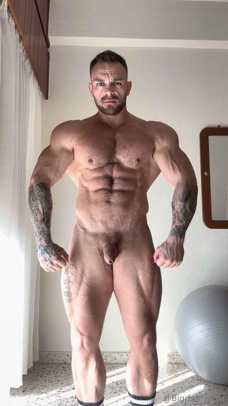 FRONT RELAXED