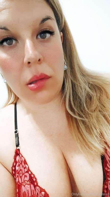 @siempreeshoy @siempreeshoy  I'm Ana, a dominant woman.🔥 But..