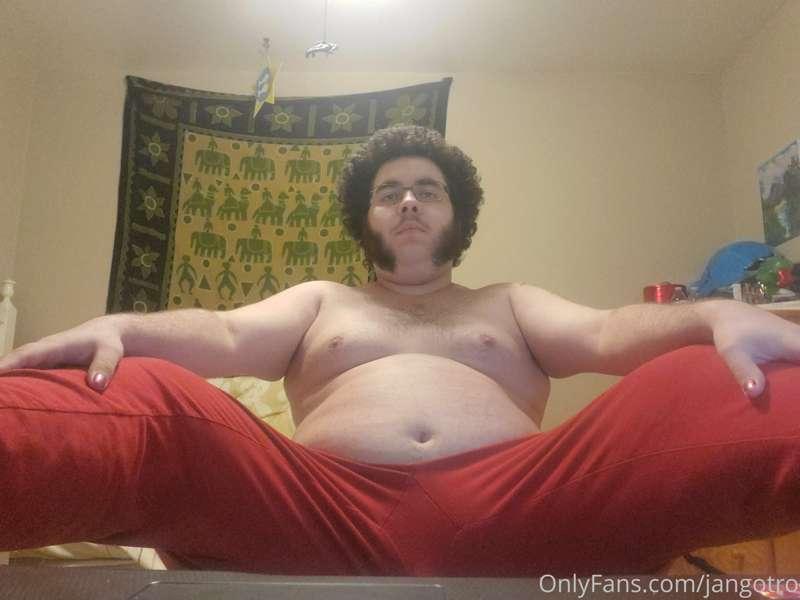 POV: you are the FBI agent watching me jack off