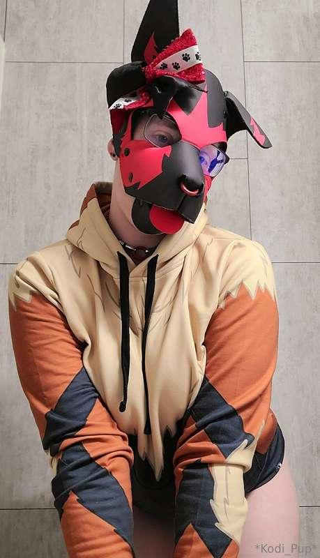 This hoodie is so cool!