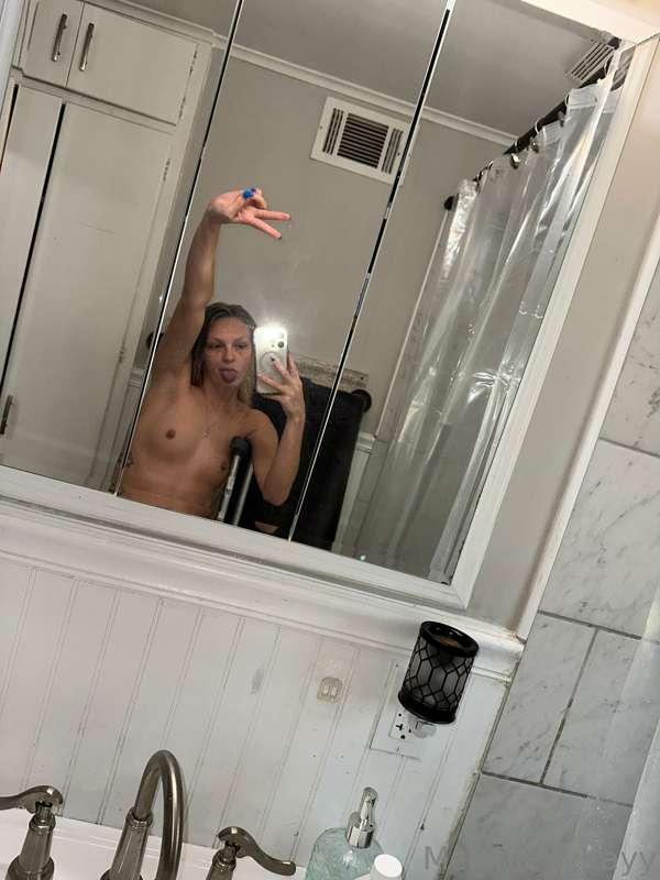 Goodnight sleep tight 😘