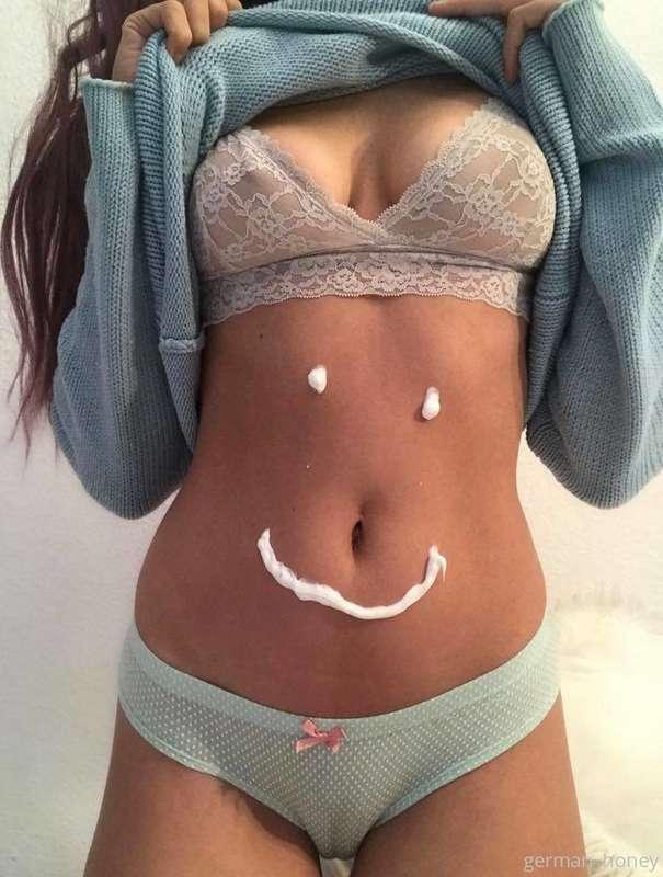 THIS is how to smile on mondays ☺️☺️💪
