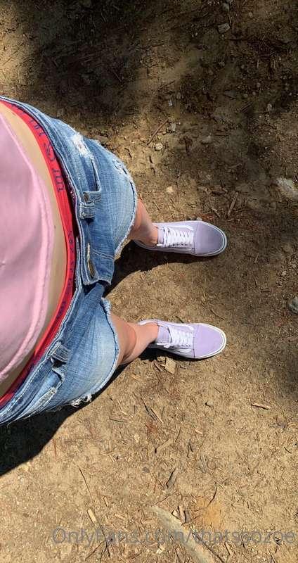 Do you like my outfit?☀️🧁