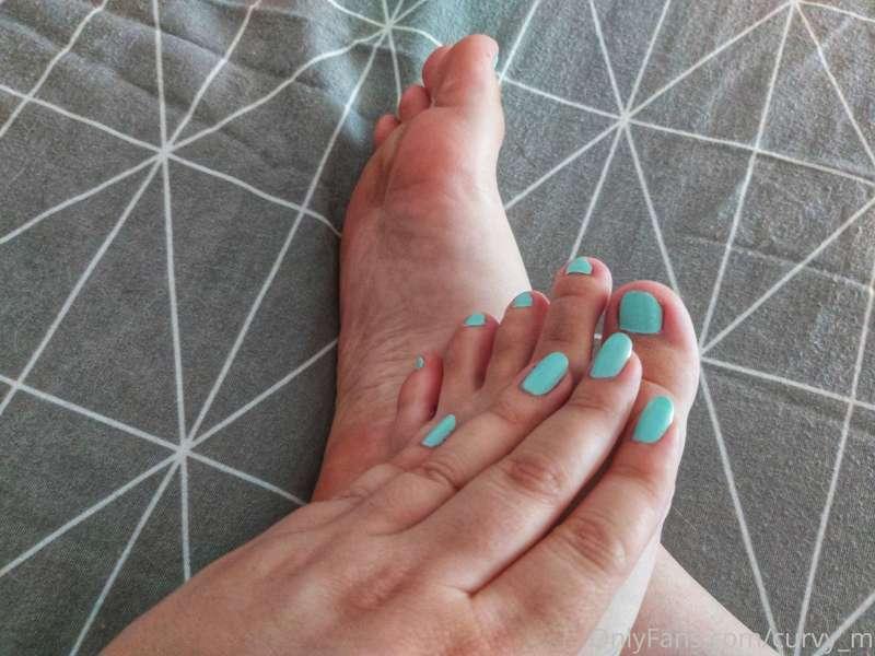New nails 😏❤