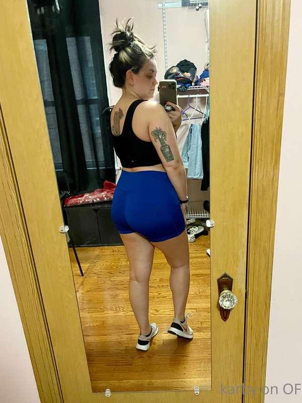 What’s your favorite way to burn calories? 😉