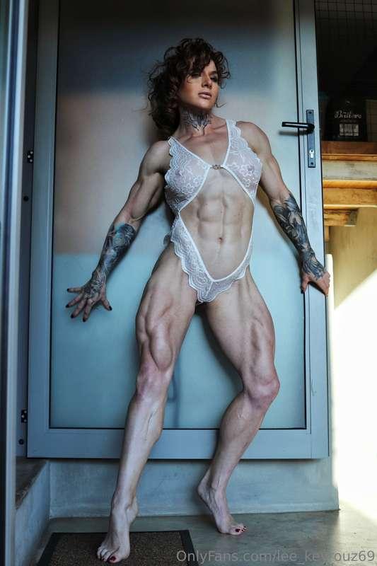 I would love to wrap my thighs around you 🥵