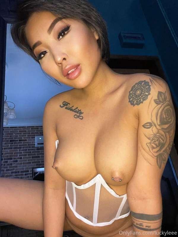 Show me your cock pls😍