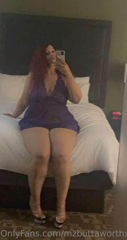 Do you like my nightie? 💋