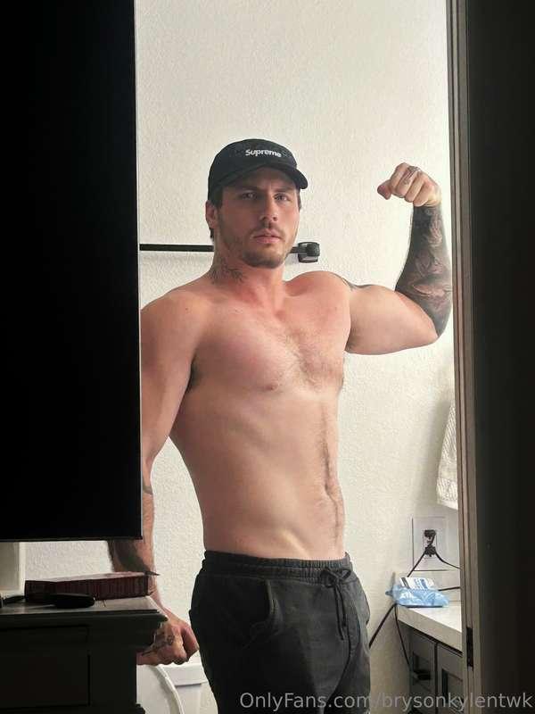 Been working out! You like the old body or the new one?
