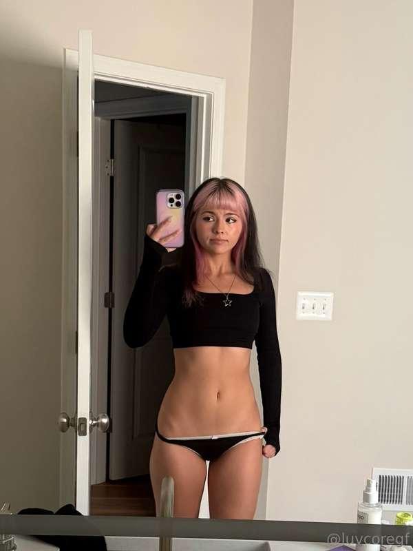 send me a pic back 💕