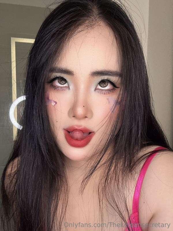 Wanna help me cum? 🥵