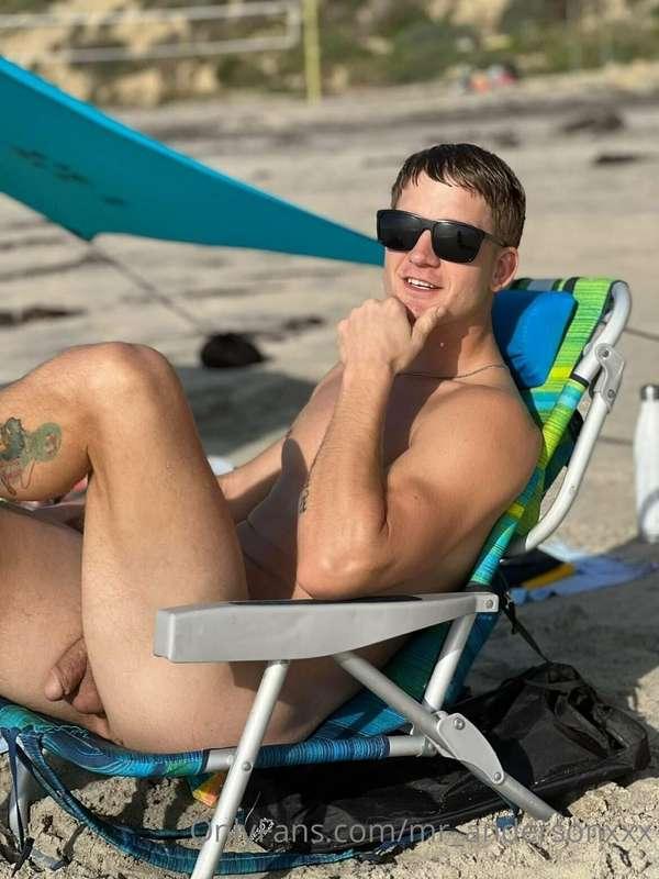 😎