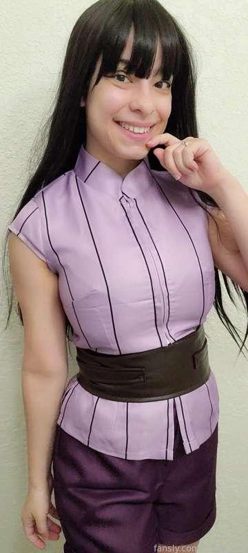 Coeplay of Hinata! I got contacts for this outfit but they hurt my eyes. So I'll try to look for those. But I hope you like these in the meantime!

*not fully naked but very sexy of hinata taking her shirt off and being cute!