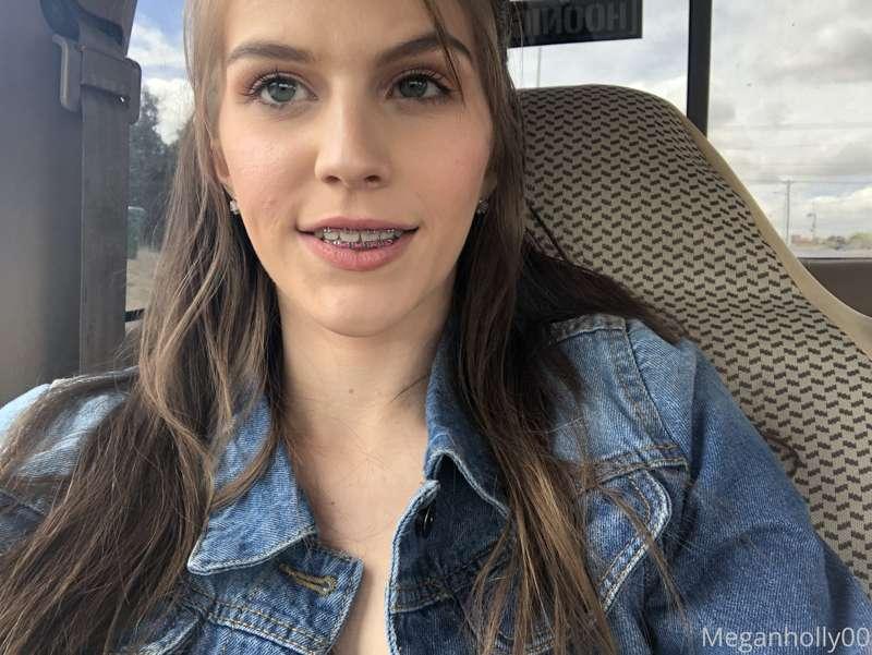 meganholly00 image #0