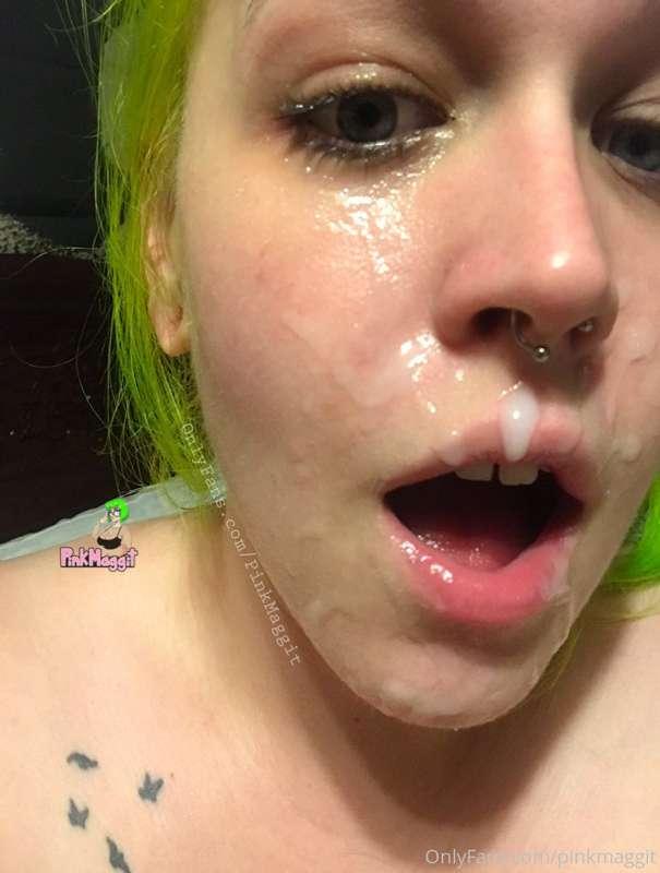 I found this old photo of me with cum on my face & felt like..