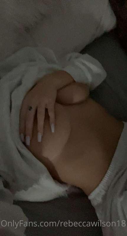 I’m so horny right now daddy 👅 tip me $10 and go check your ..