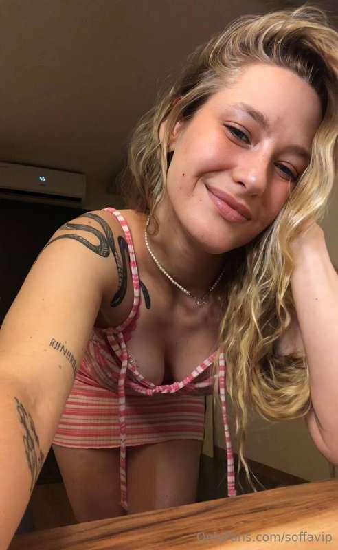 @dina_lewd
@dina_lewd
COLLEGE SLUT DID FREE SUBCRIBE JUST TO..