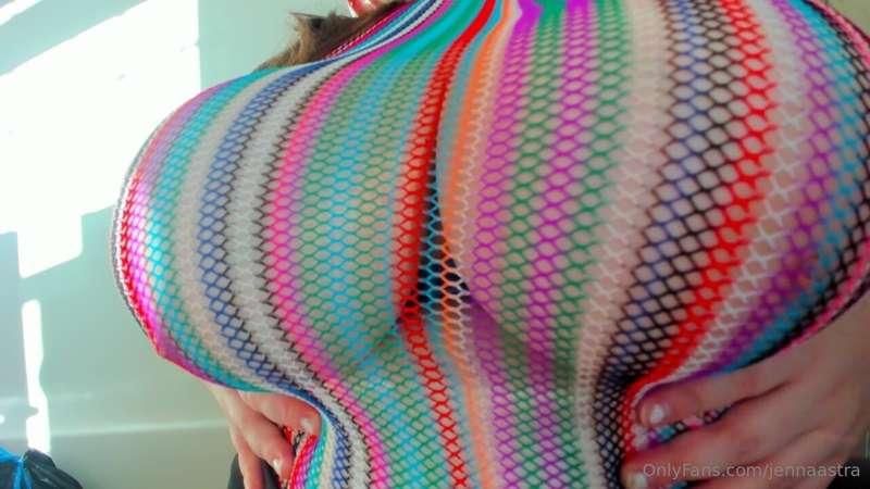 AWAKE AND HORNY AF .... can you help 🥺😉