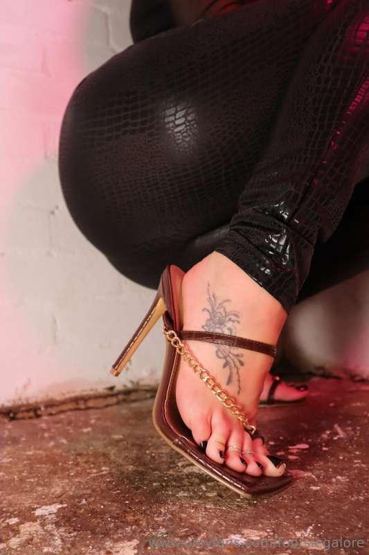 footsiegalore image #2