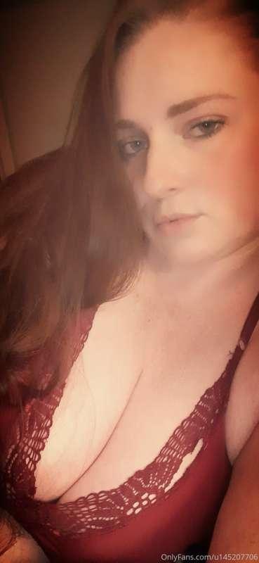 Big titty problems, the lace on my bralette ripped :( super ..