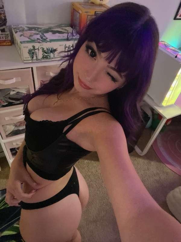 staring into ur soul ;P