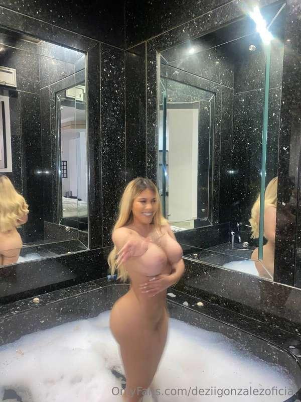 Papacito, quieres estar aqui conmigo? 🔥😈