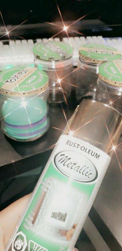 I absolutely love spray paint ?

Lets see how i can do this ..