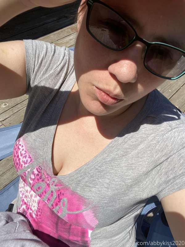 This sun Is bright!