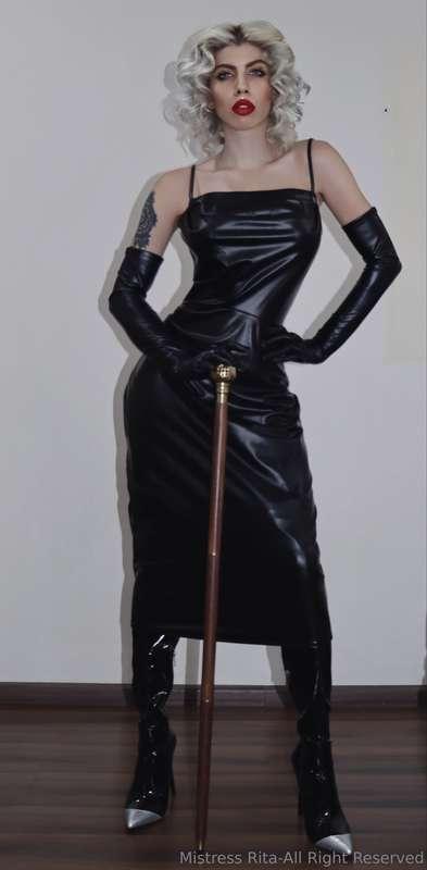 dominatrixrita image #0