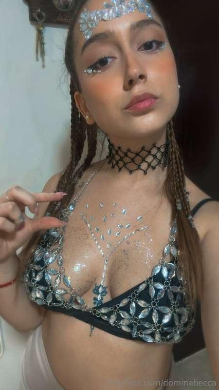 The goddess is online to see which of all her followers is t..