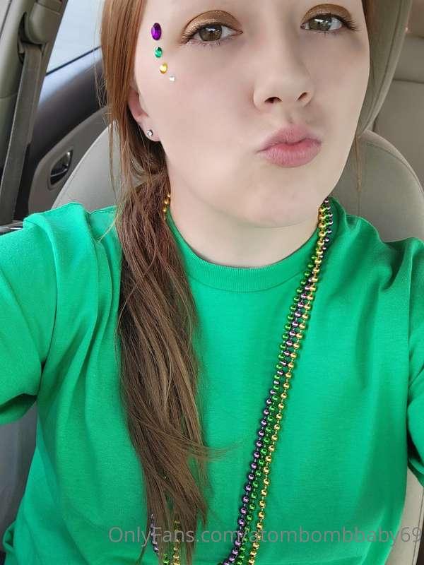 Mardi Gras theme at work and I got the urge to be a little n..