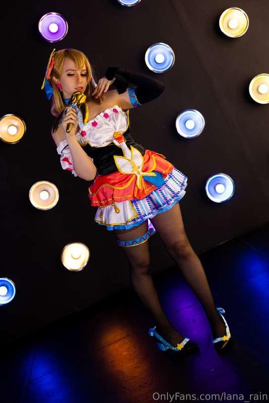 What can your favorite idol do for your utmost devotion?