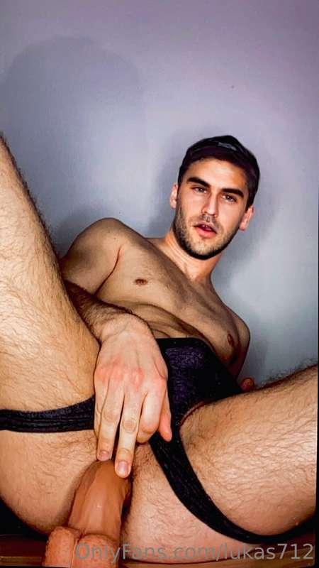 lukas712 image #0