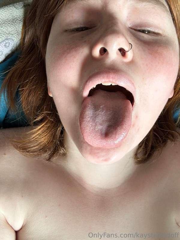Where are you cumming? My juicy pussy or my wet warm mouth 