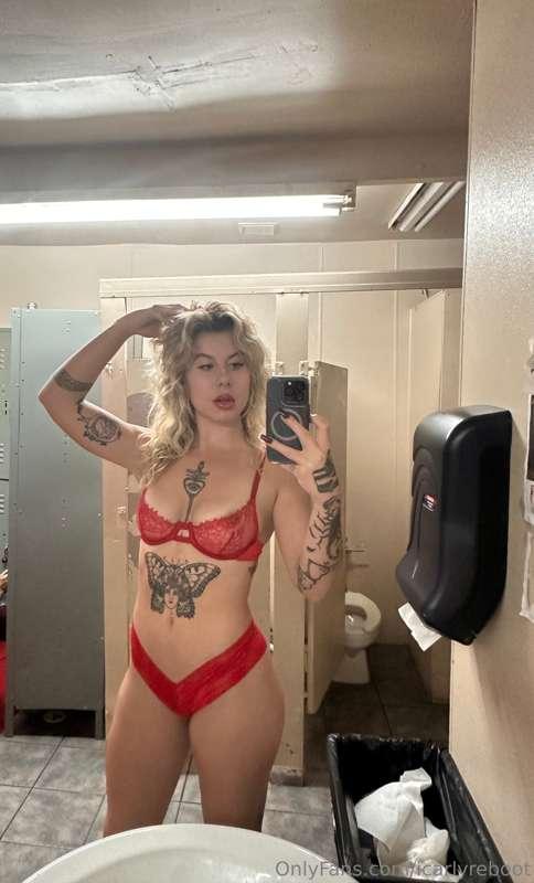 cherry red 🍒