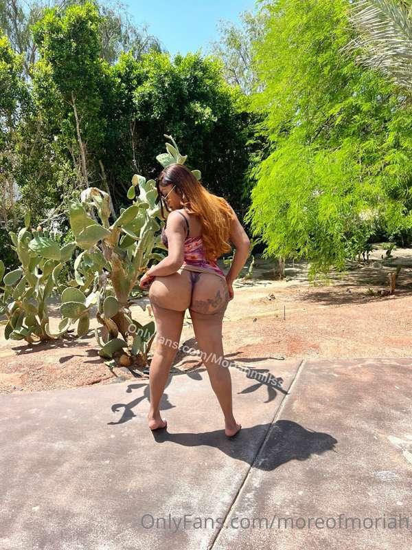 Do you want to go for a walk with me? 😈 Can you handle all t..