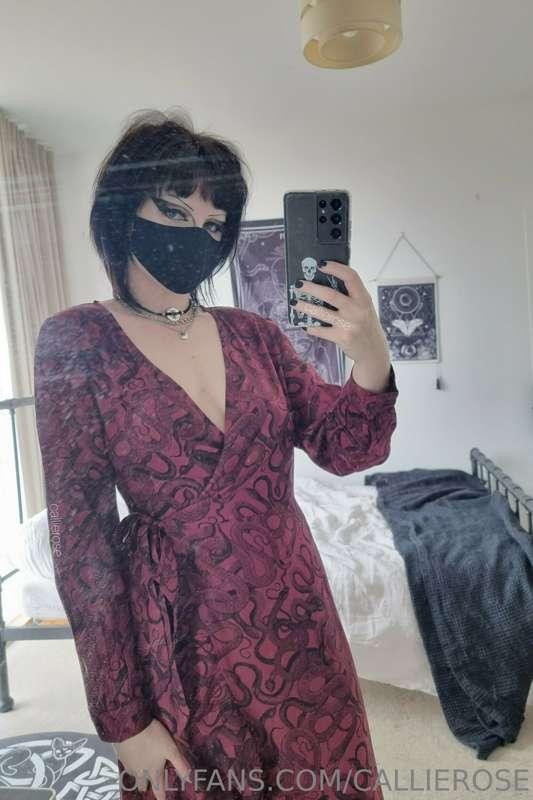 Should I undress? 🖤