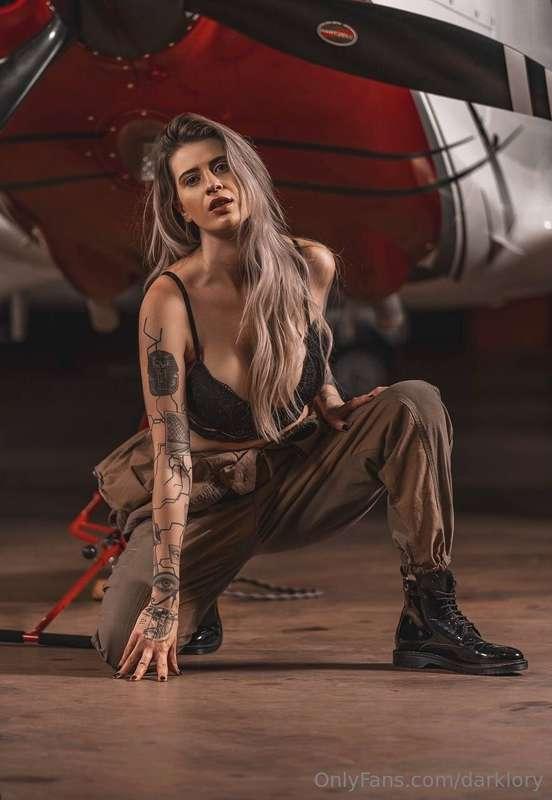 ** ✈️ This hot pilot👩🏼‍✈️is ready to taken off! Jump on boar..