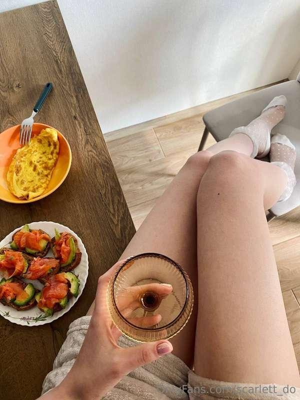 🤍Feeling good and strong! I like to make breakfasts the most..