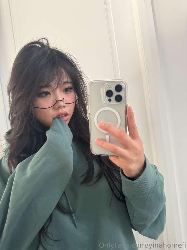 get a little closer… i won’t bite 😏 