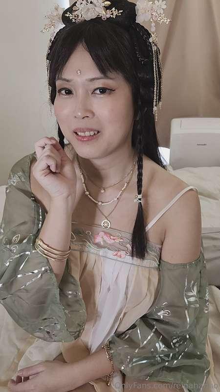 reinahanno image #2
