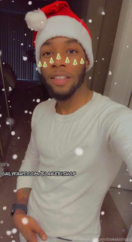 Merry Christmas 🎁🎄 to all the freaks all over this page lol ..