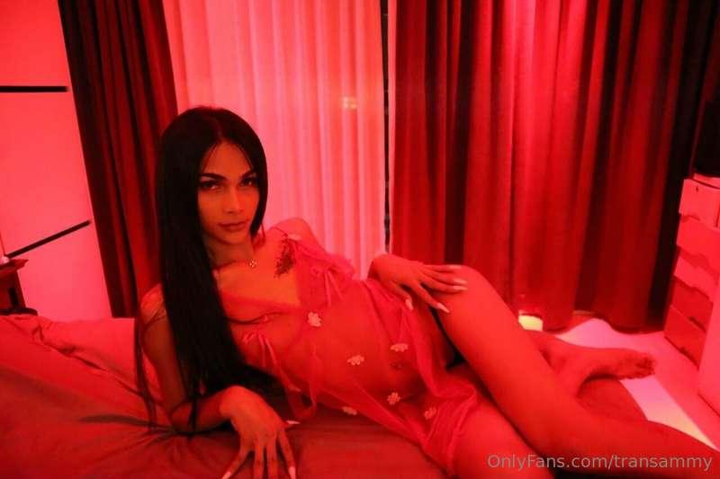 DM me to find out my naughty side 😉