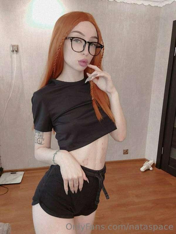 I love to read a lot, sometimes I don't notice time running ..