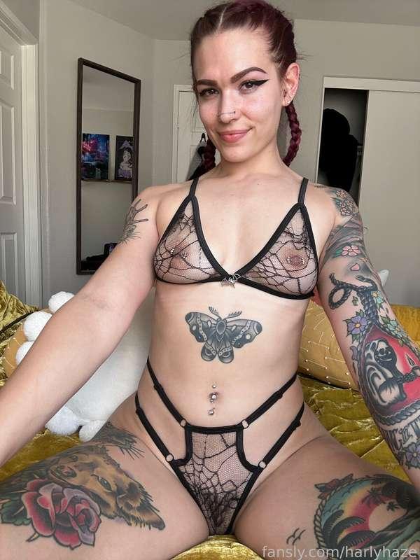 would you fuck me in this lingerie set??💋
#pussy #fyp #lingerie #lace #alt #altgirl #peircings #tattoos #thick #pawg #boobs #nipples #tits #smallboobs #sexy #young #slut 